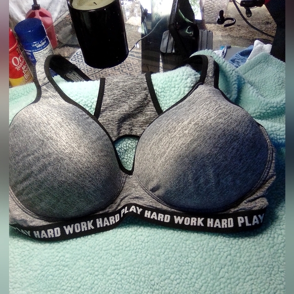 Body form padded bra size 40C - Picture 1 of 3